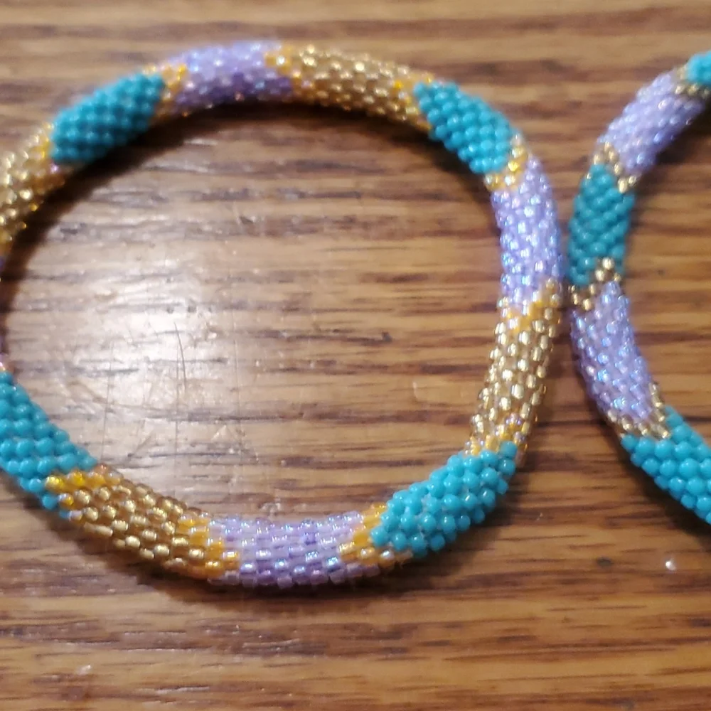 3 bracelets - Picture 2 of 4